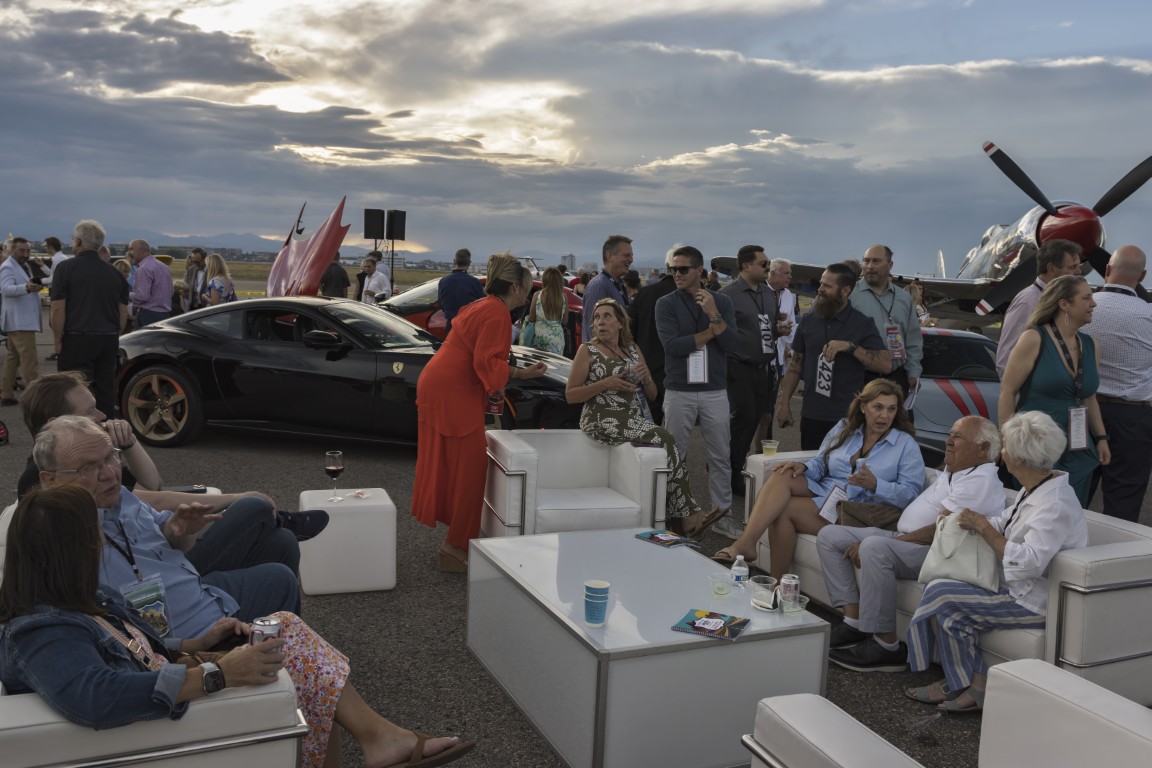Ferrari-Denver-Lounge-1-Medium